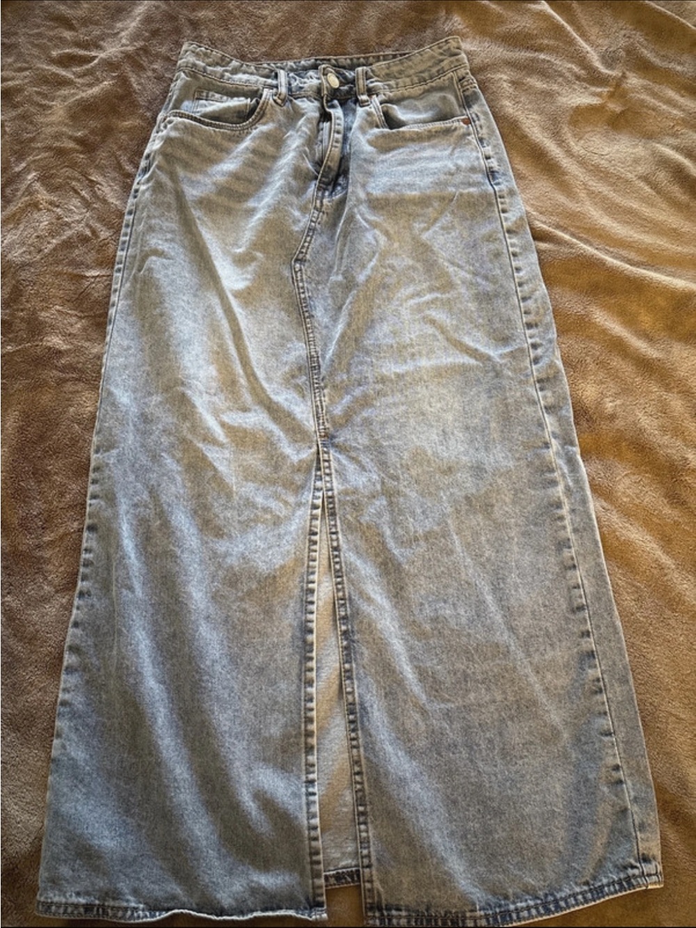 BlancNYC Women's Light Wash Denim Maxi Skirt with Front Slit 26